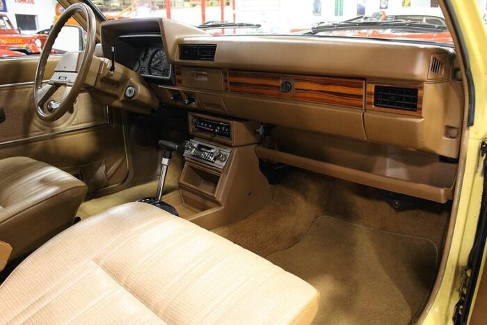 Nissan 720 1985 - Image 12