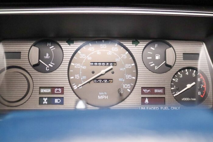 Nissan King Cab 4x4 1986 - Image 12
