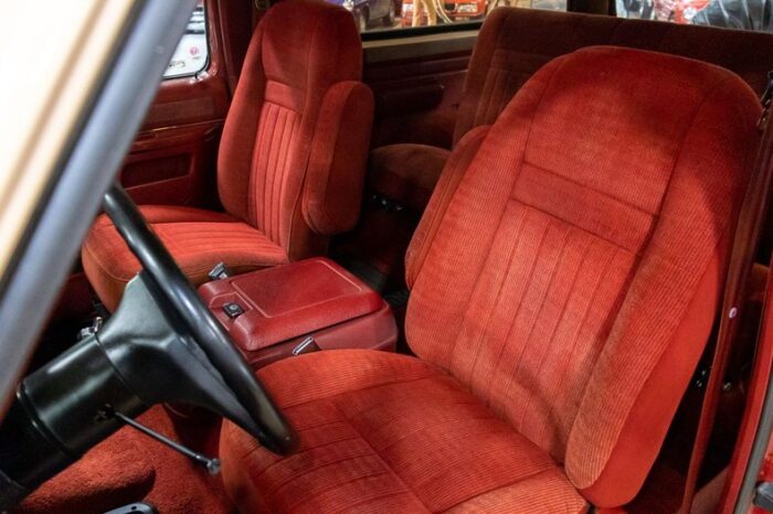Ford Bronco XLT 1990 - Image 12