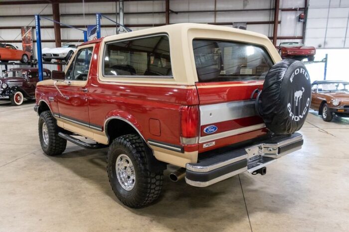 Ford Bronco XLT 1990 - Image 3