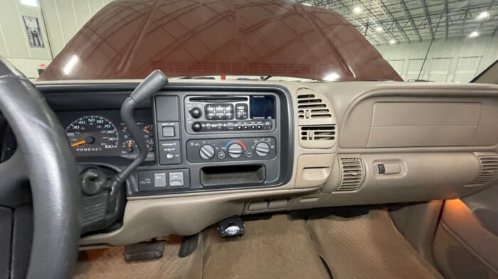Chevrolet Silverado 1500 CS98 - Image 29