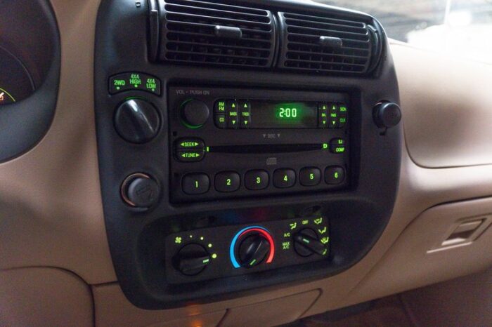 Ford Ranger Super Cab 4x4 1998 - Image 12