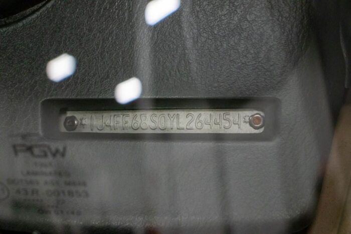 Jeep Cherokee Limited 2000 - Image 13