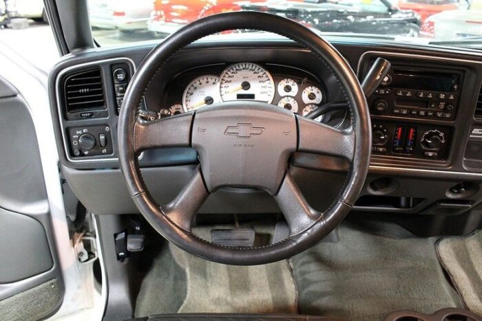 Chevrolet Silverado 2004 - Image 14