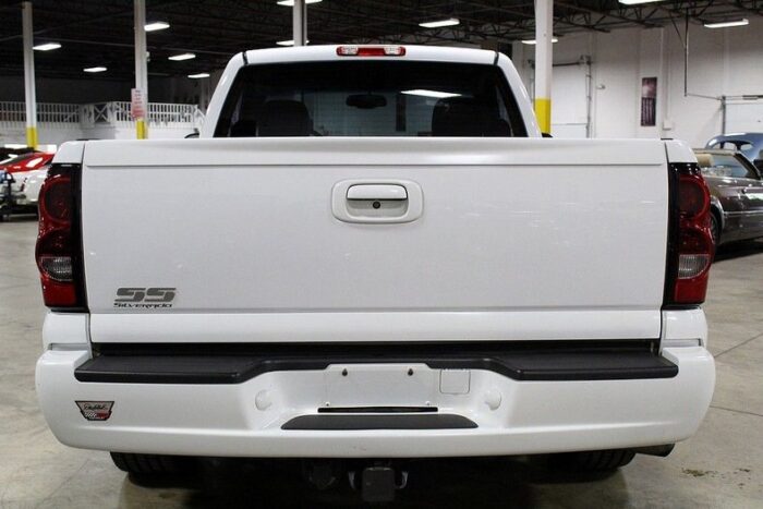 Chevrolet Silverado 2004 - Image 4