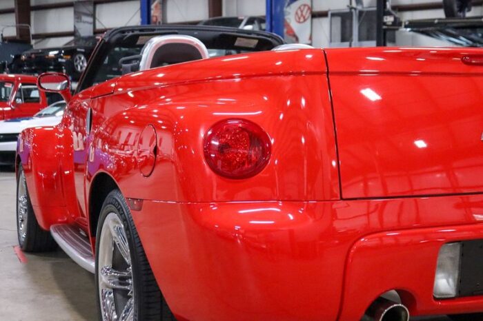 Chevrolet SSR 2004 - Image 26