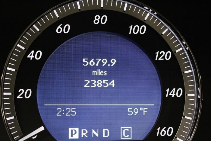 Mercedes-Benz C300 2009 - Image 15