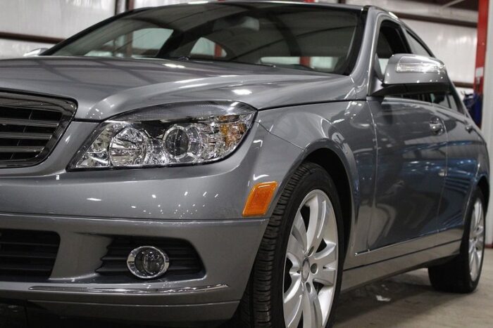 Mercedes-Benz C300 2009 - Image 20