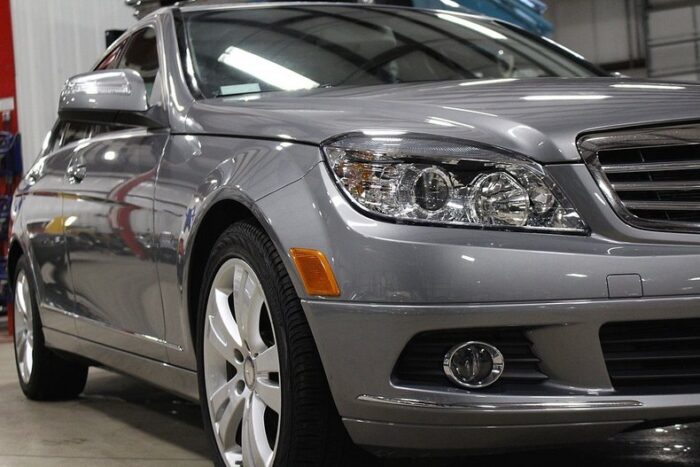 Mercedes-Benz C300 2009 - Image 23