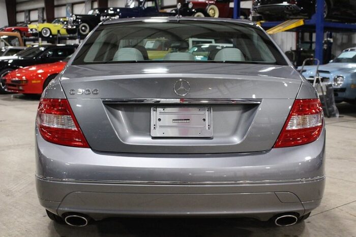 Mercedes-Benz C300 2009 - Image 4