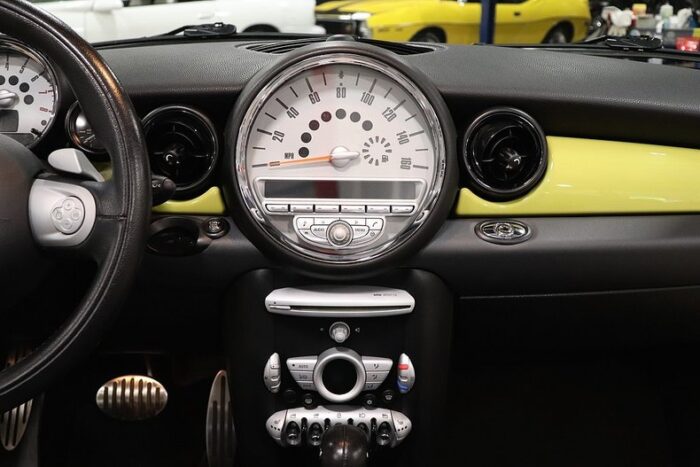 MINI Cooper S convertible 2009 - Image 25