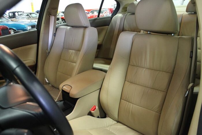Honda Accord EX-L 2010 - Image 14