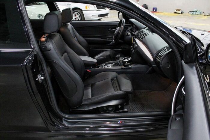BMW 135i 2012 - Image 16