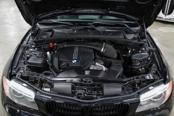 BMW 135i 2012 - Image 25