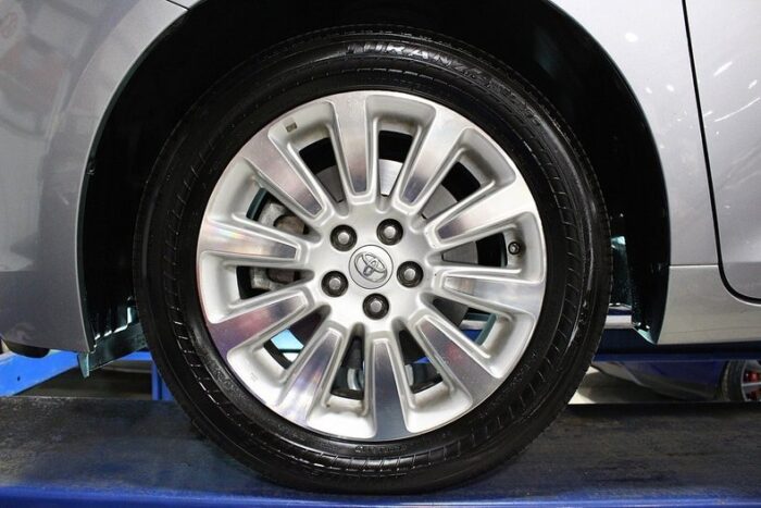 Toyota Sienna 2012 - Image 26