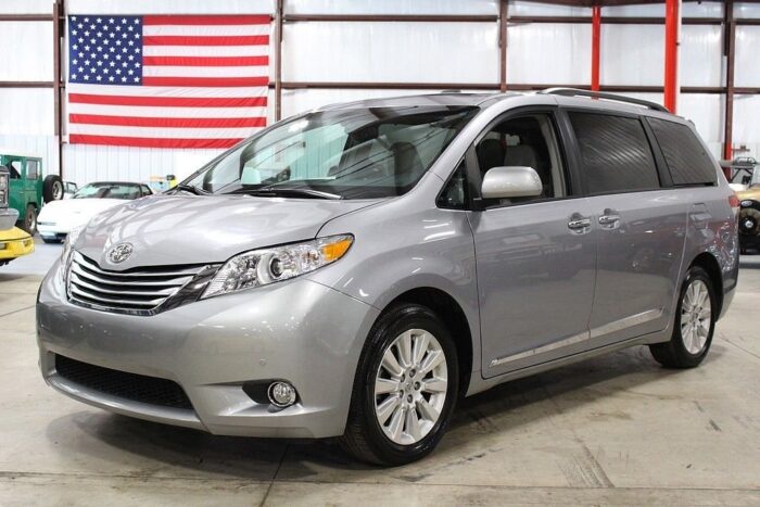 Toyota Sienna 2012
