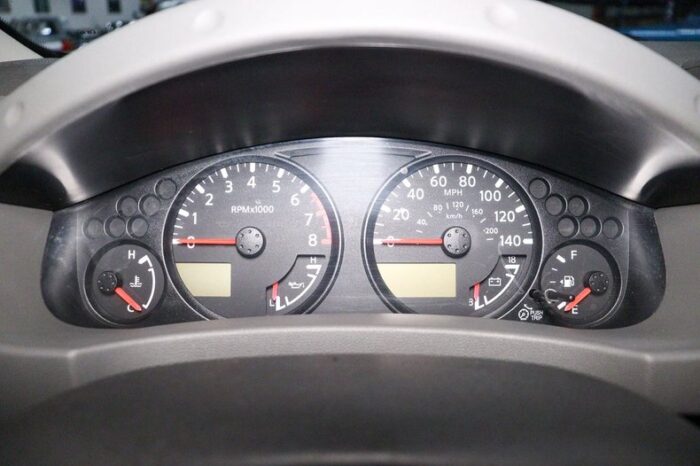 Nissan Xterra X 2013 - Image 14