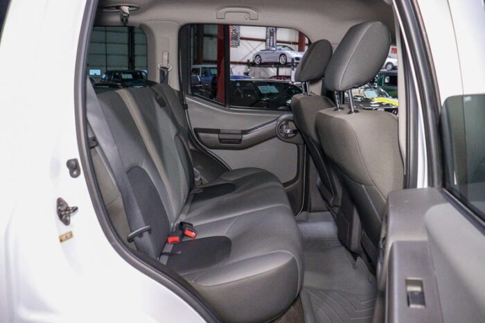 Nissan Xterra X 2013 - Image 21