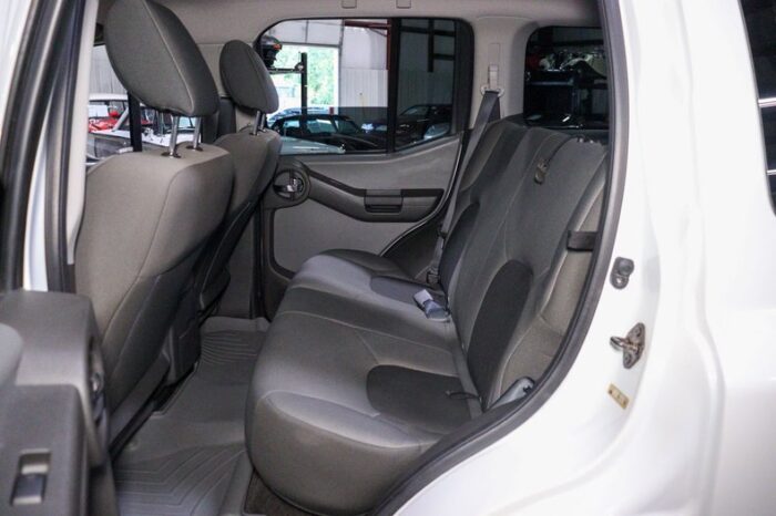 Nissan Xterra X 2013 - Image 22