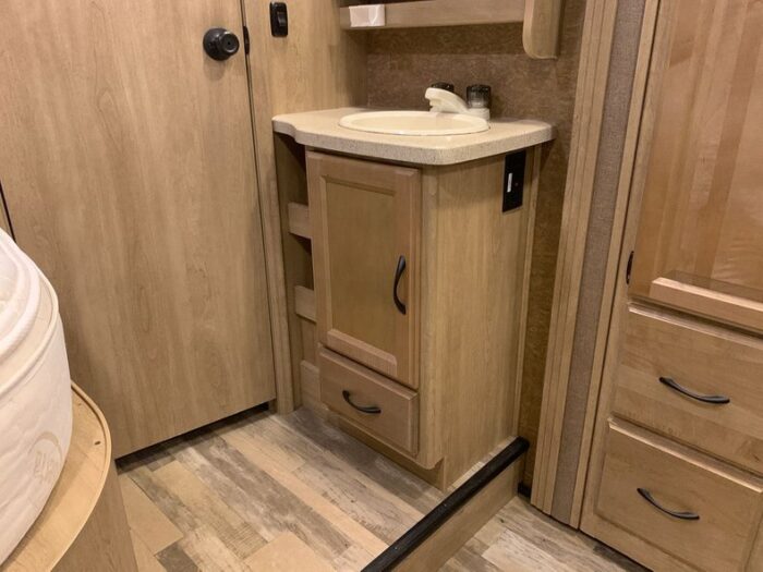 Mercedes-Benz Sprinter 3500 2015 - Image 30