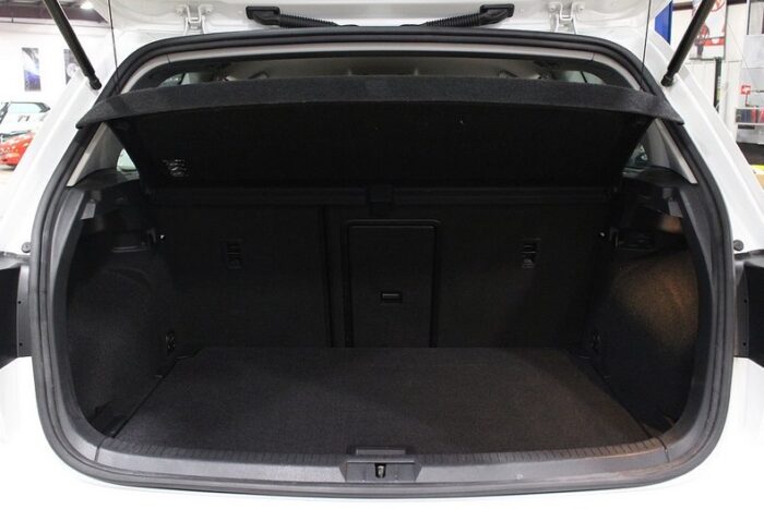 Volkswagen Golf TSI 2015 - Image 17