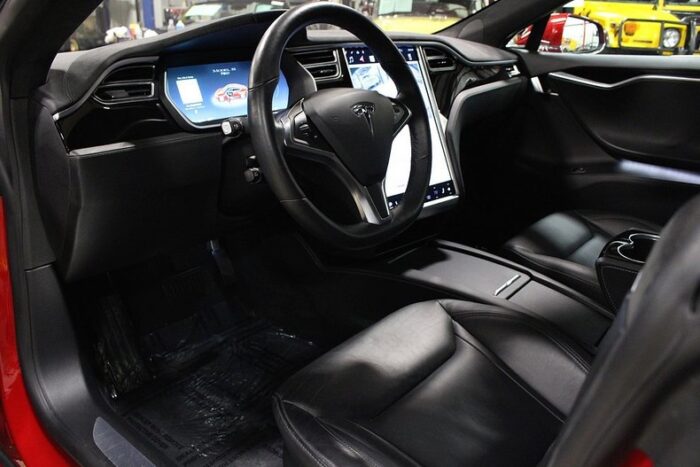 Tesla Modelo S 2016 - Image 21