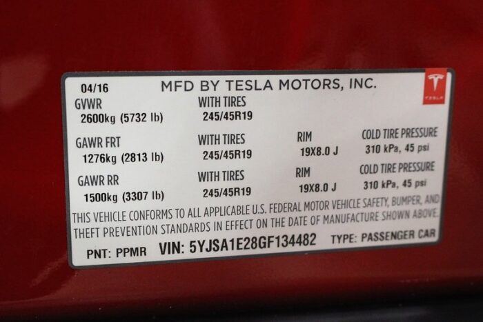 Tesla Modelo S 2016 - Image 25