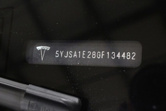 Tesla Modelo S 2016 - Image 26