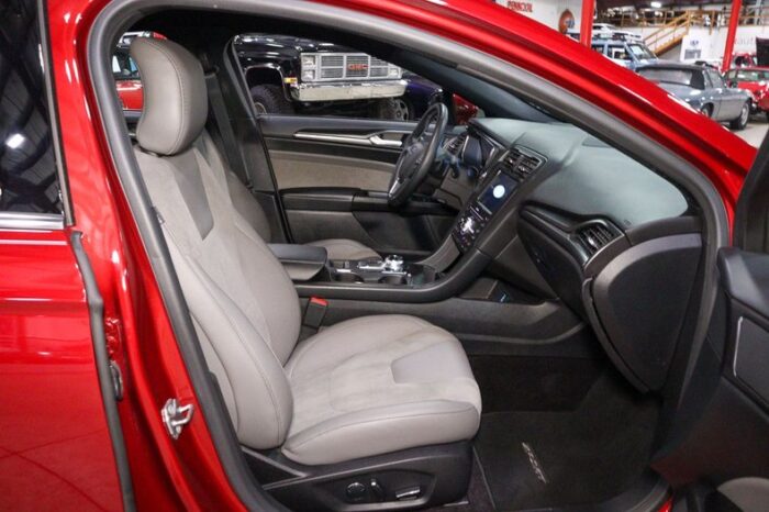 Ford Fusion Sport 2017 - Image 16