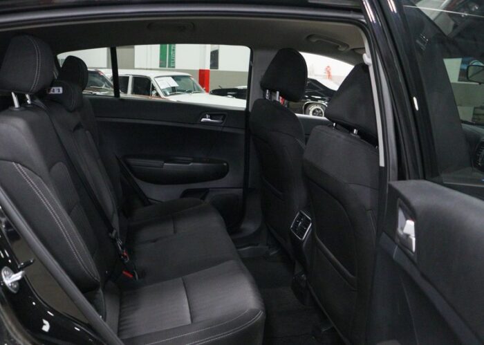 Kia Sportage 2017 - Image 17
