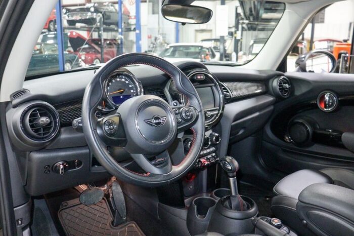 Mini Cooper S 2019 - Image 17