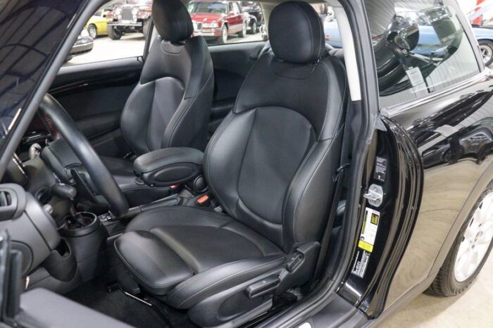 Mini Cooper S 2019 - Image 18