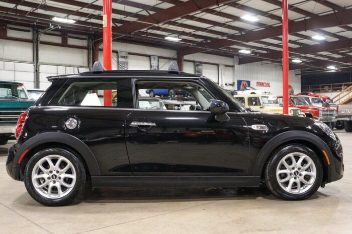 Mini Cooper S 2019 - Image 6