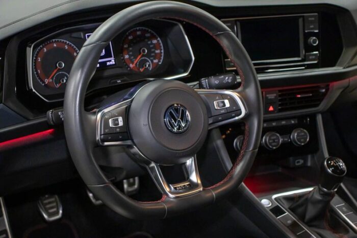 Volkswagen Jetta GLI 35 Aniversario 2019 - Image 11