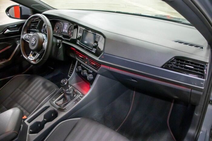 Volkswagen Jetta GLI 35 Aniversario 2019 - Image 19