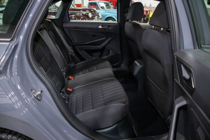 Volkswagen Jetta GLI 35 Aniversario 2019 - Image 22